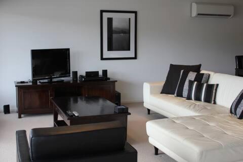 Pohutukawa Apartment Picton Kültér fotó